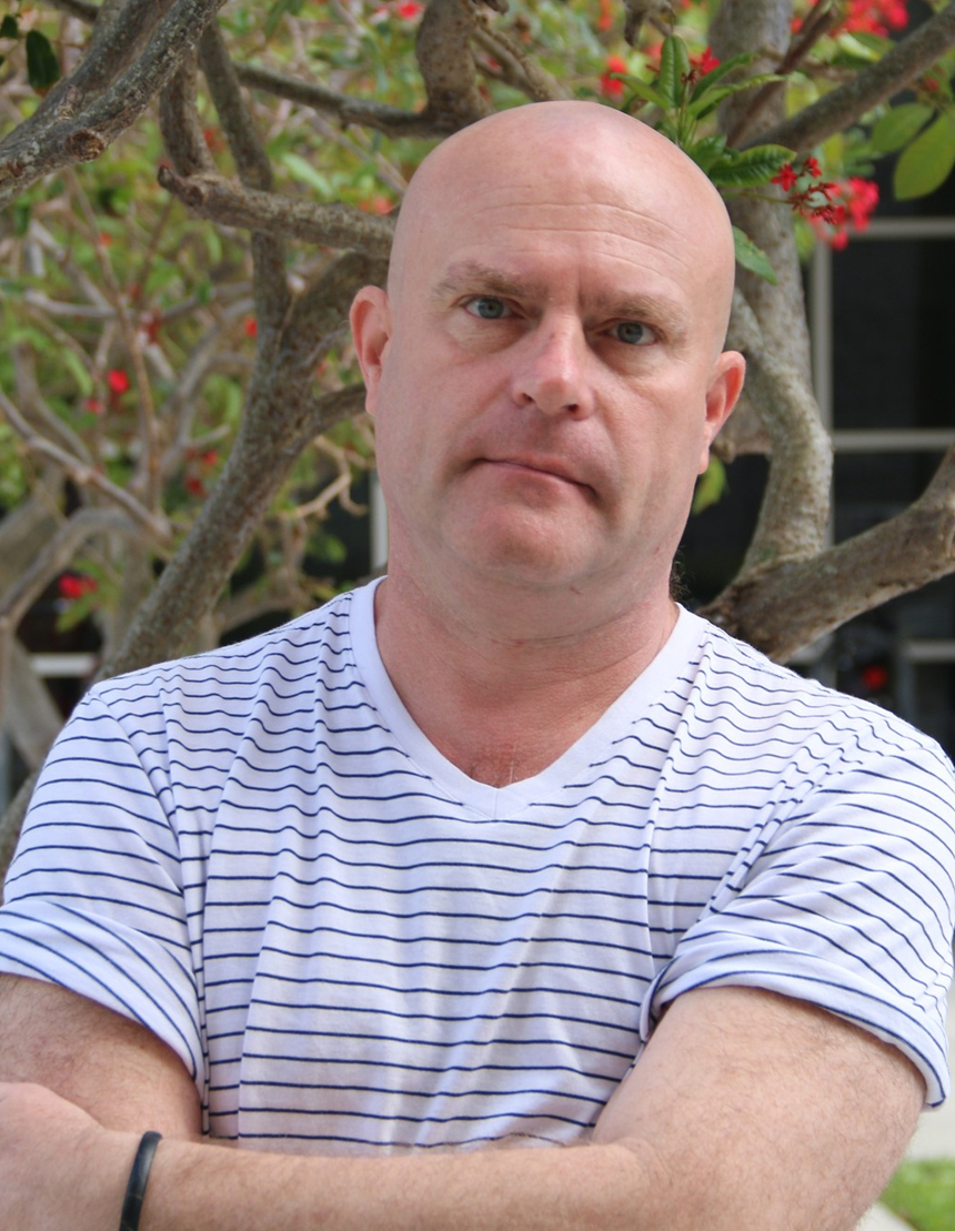 Dr. Vincent Naudot